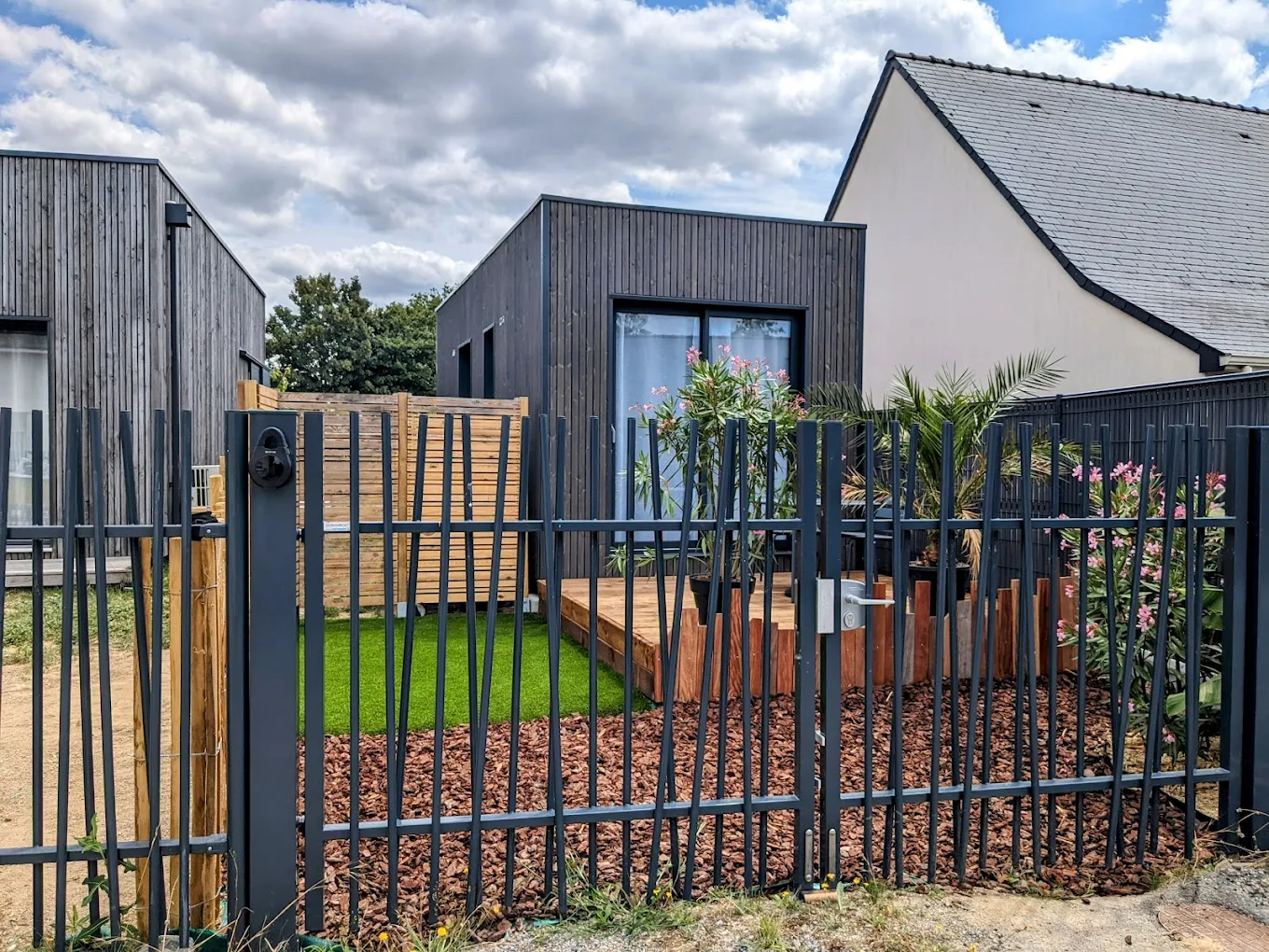 extension maison bois vitre