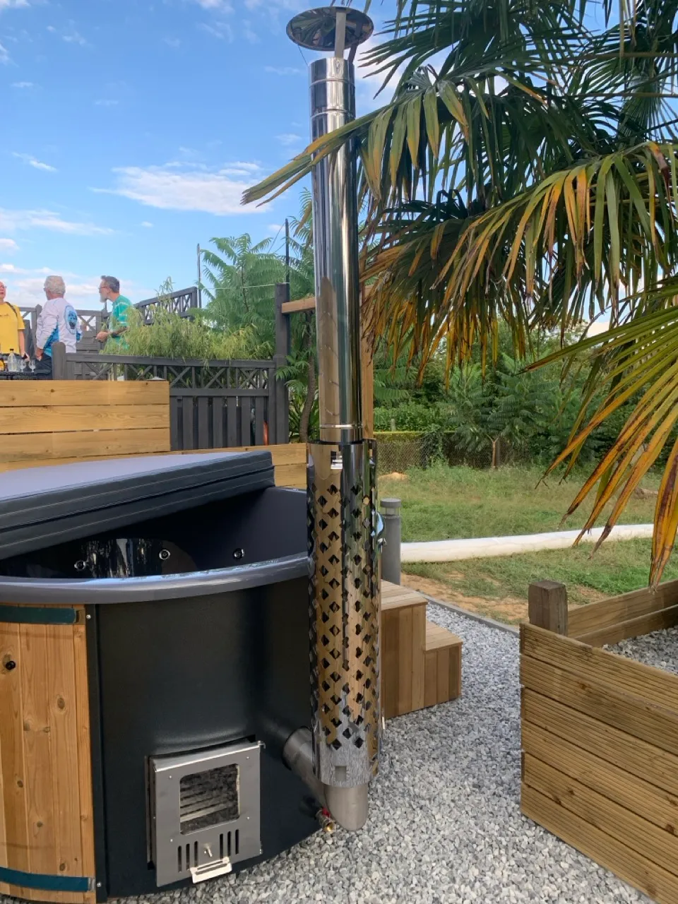 fabrication cuisine exterieure vitre